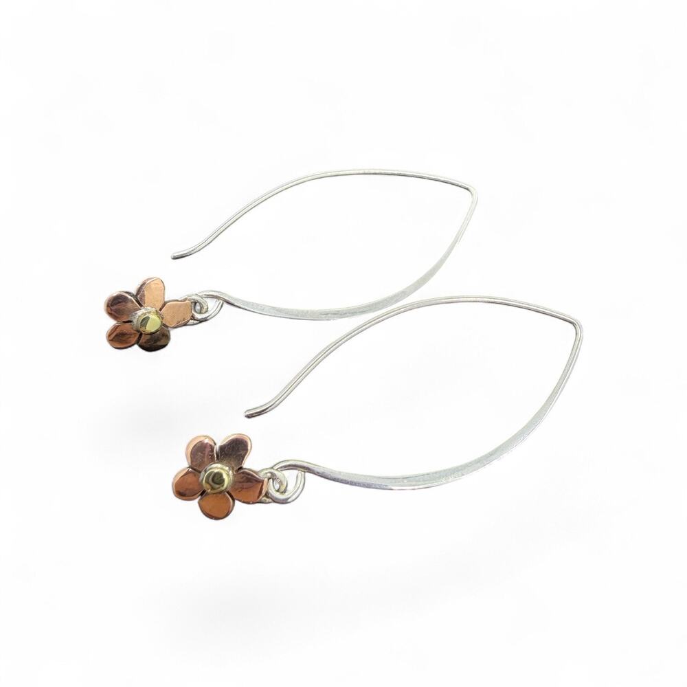 Tiny Daisy Long Wire Earrings 925 Sterling Silver Handmade Flower Dangles - Picture 2 of 3
